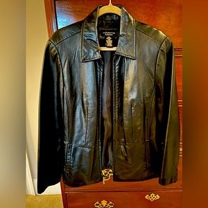 Brand new Croft & Barrow lamb skin leather woman’s jacket! Size L! Zipper front!